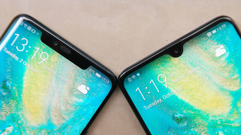 Mate 20 Pro a la izquierda, Mate 20 estándar a la derecha.